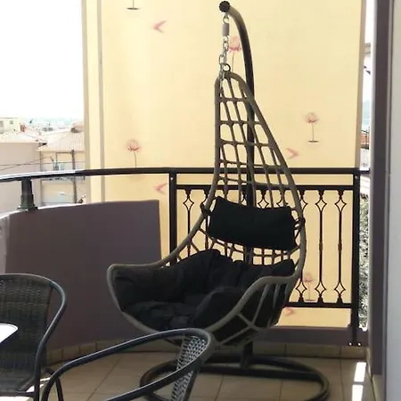 Lovely Meteora カランバカ