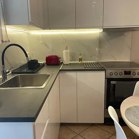 アパート Lovely Meteora *